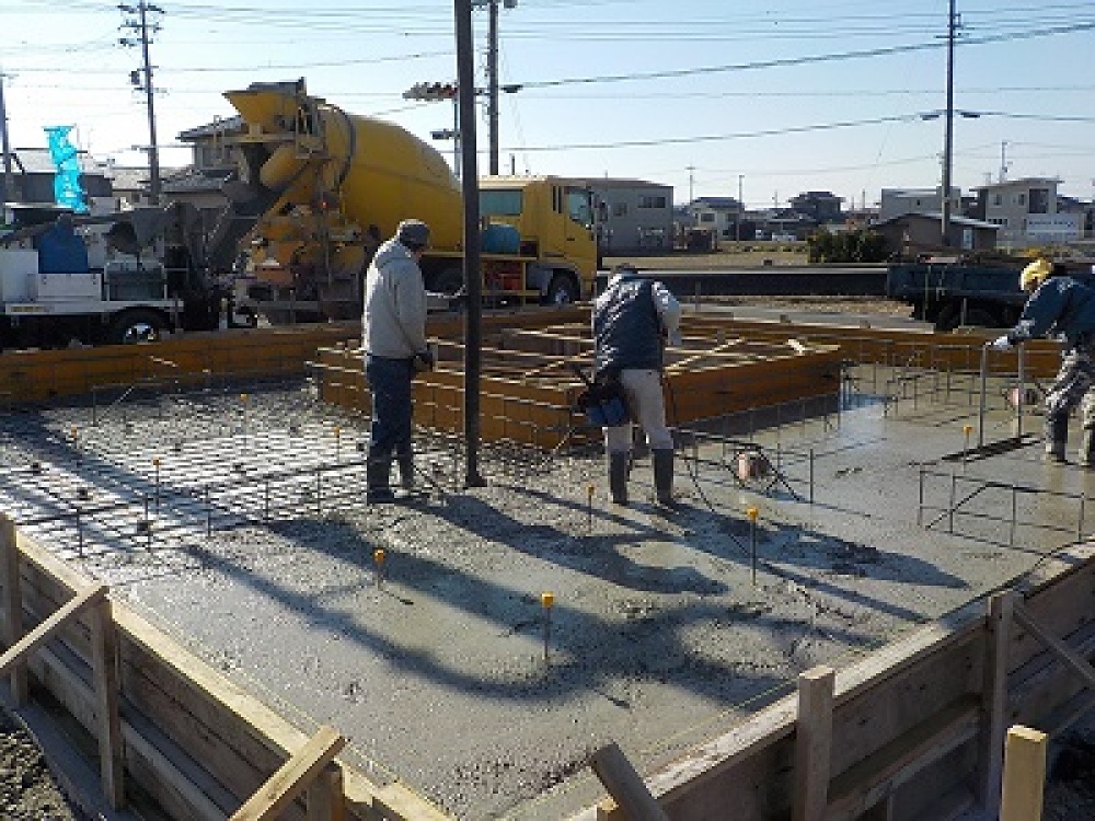 吉田町S様邸スラブコンクリート打設